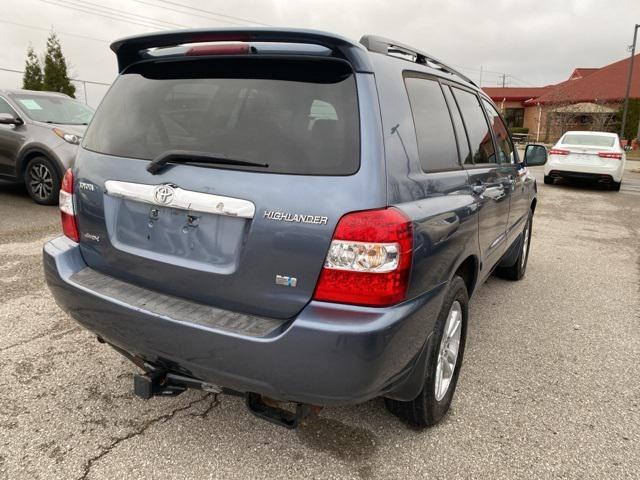 used 2006 Toyota Highlander Hybrid car, priced at $7,599