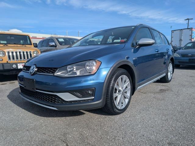 used 2017 Volkswagen Golf Alltrack car, priced at $11,499