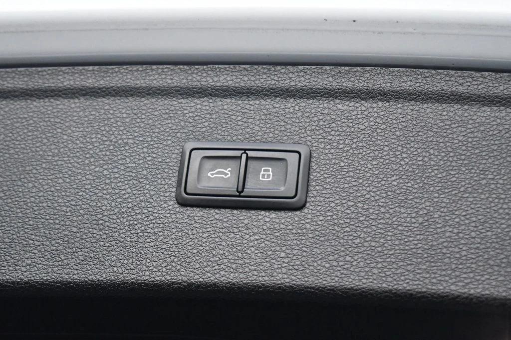 used 2022 Audi SQ5 car, priced at $27,995