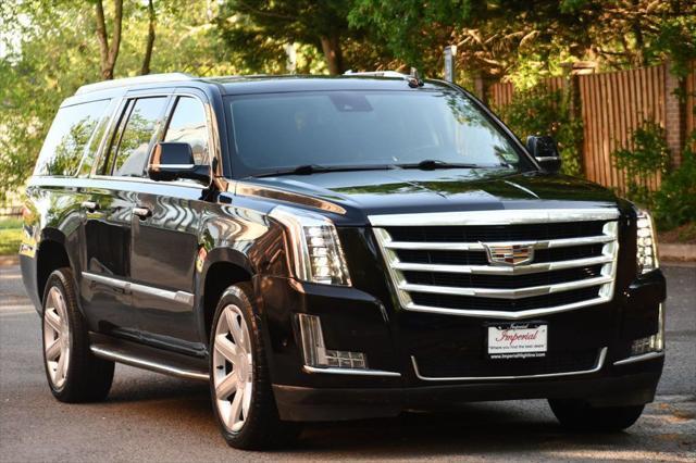 used 2020 Cadillac Escalade ESV car, priced at $39,995