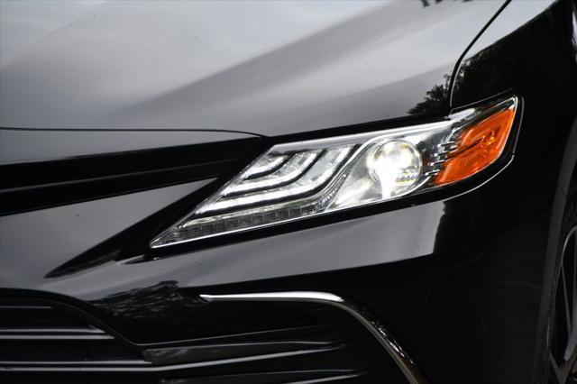 used 2022 Toyota Camry Hybrid car, priced at $26,995