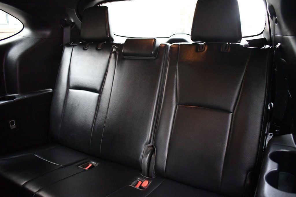 used 2021 Toyota Highlander car, priced at $27,495