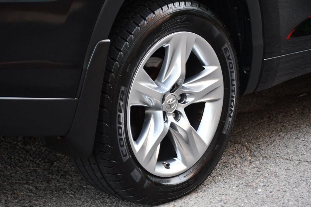used 2015 Toyota Highlander Hybrid car, priced at $20,995
