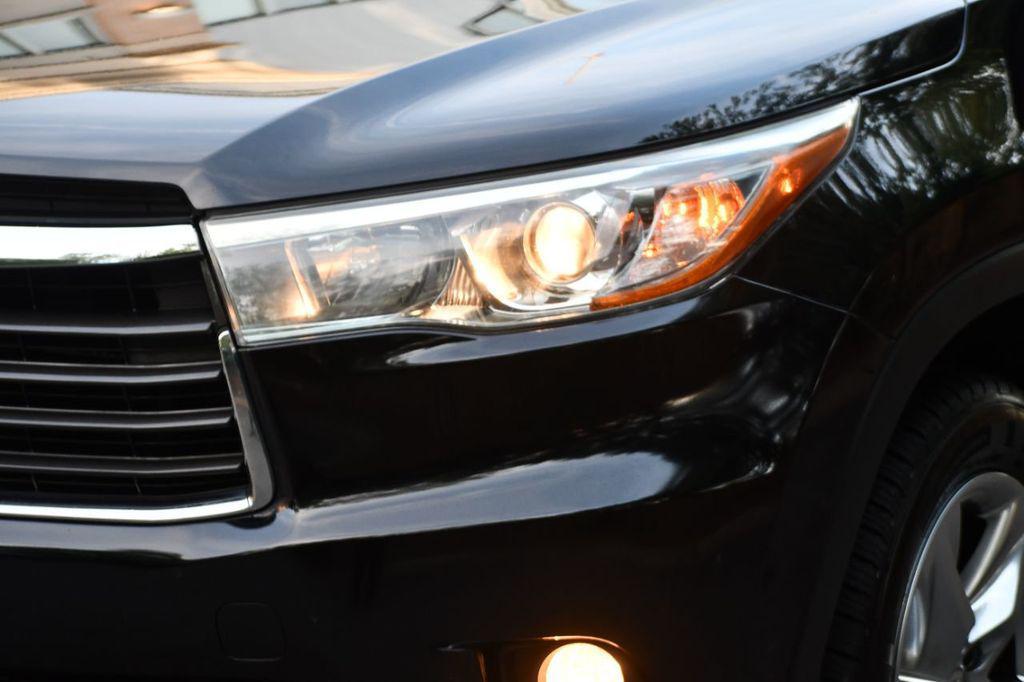 used 2015 Toyota Highlander Hybrid car, priced at $20,995