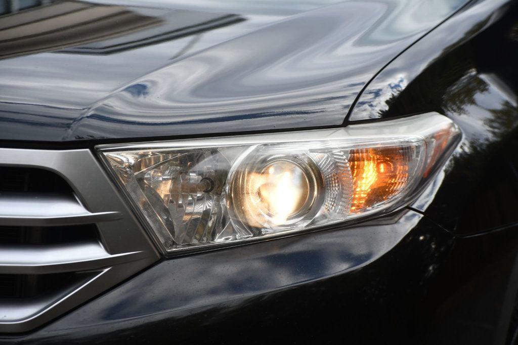 used 2013 Toyota Highlander car, priced at $10,495
