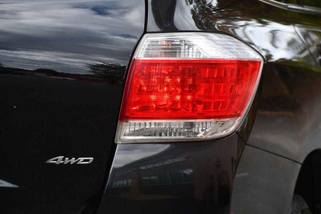 used 2013 Toyota Highlander car, priced at $10,495