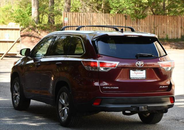used 2015 Toyota Highlander car, priced at $16,995