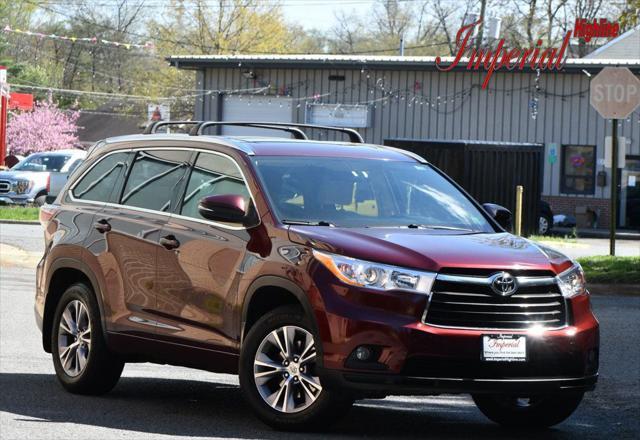 used 2015 Toyota Highlander car, priced at $16,995