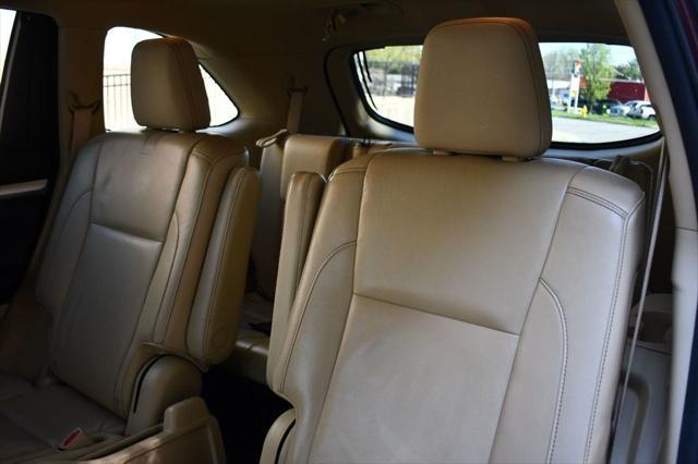 used 2015 Toyota Highlander car, priced at $16,995