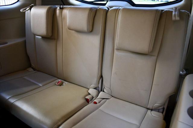used 2015 Toyota Highlander car, priced at $16,995