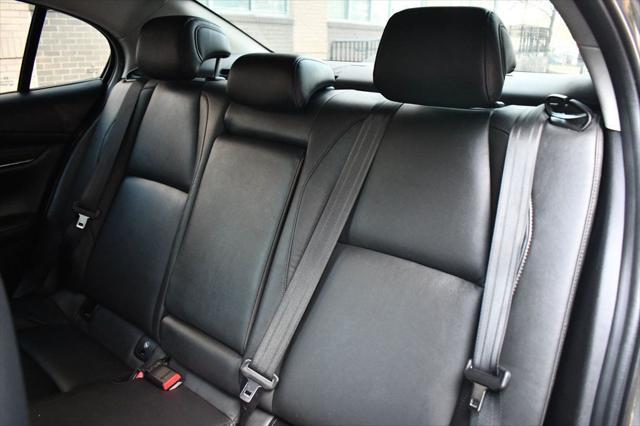 used 2021 Mazda Mazda3 car, priced at $18,995