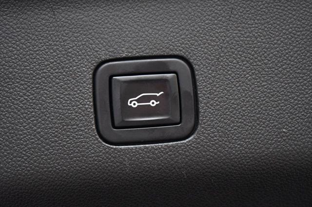 used 2023 GMC Yukon XL car, priced at $59,495