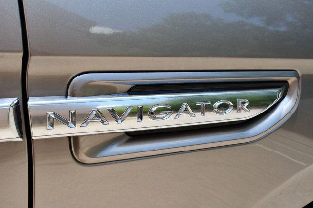 used 2019 Lincoln Navigator car, priced at $35,495
