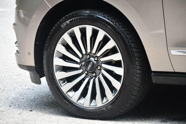 used 2019 Lincoln Navigator car, priced at $35,495