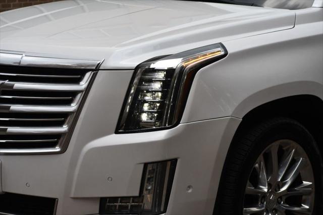 used 2018 Cadillac Escalade ESV car, priced at $36,995