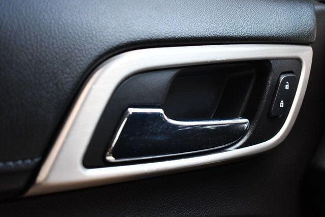 used 2017 GMC Yukon car, priced at $26,995