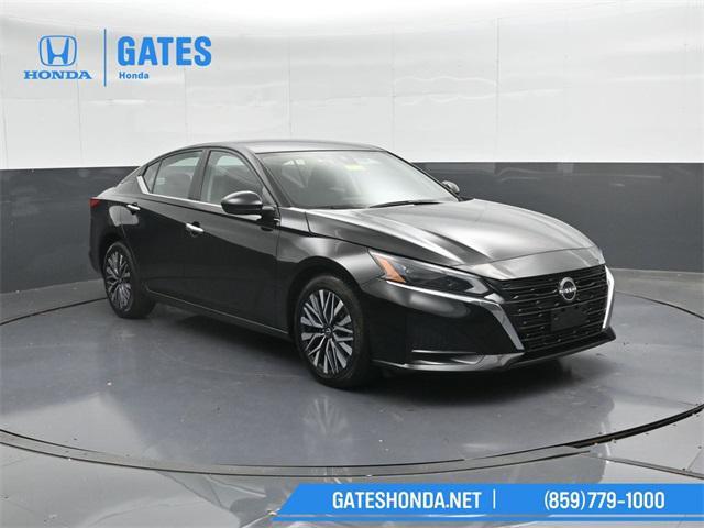used 2023 Nissan Altima car, priced at $20,002