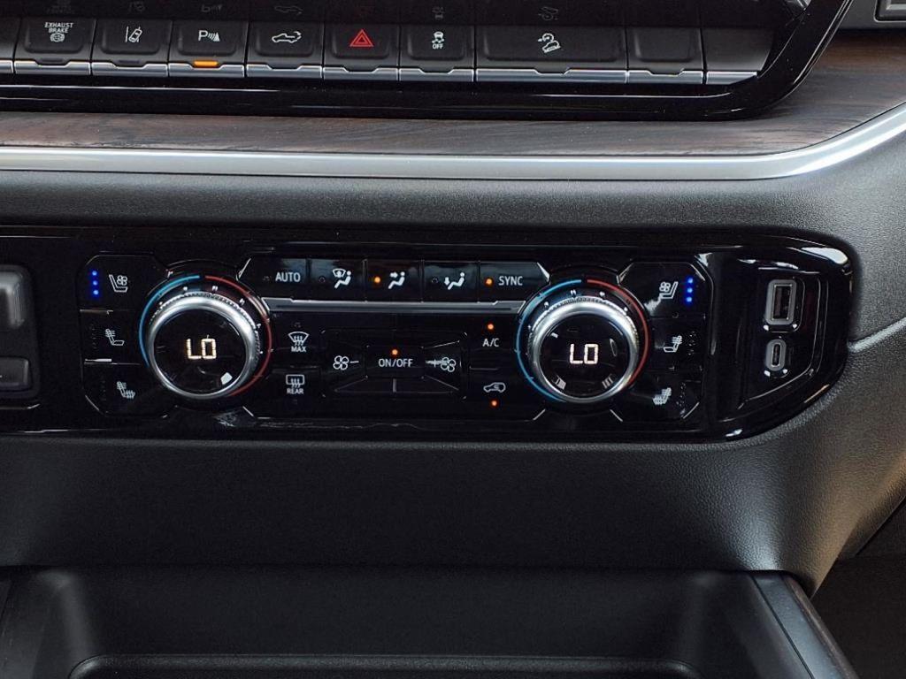 new 2025 GMC Sierra 2500 car, priced at $77,475