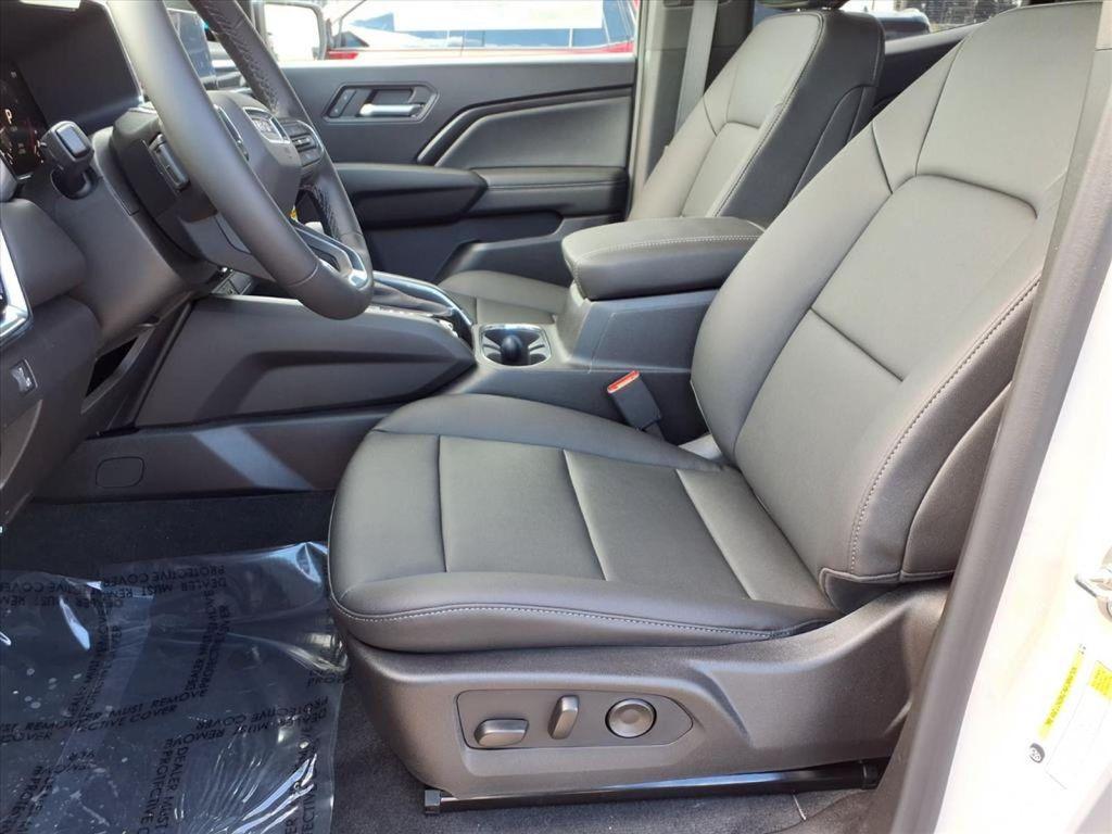 new 2026 GMC Canyon car, priced at $43,098