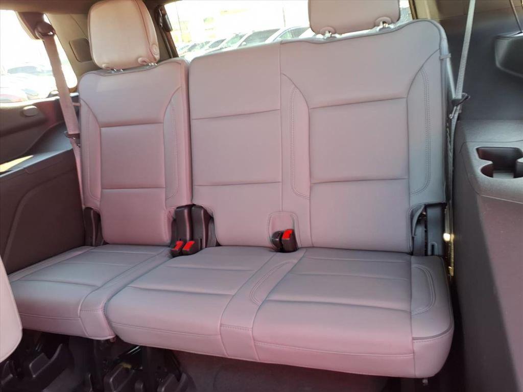 used 2021 GMC Yukon car, priced at $41,688