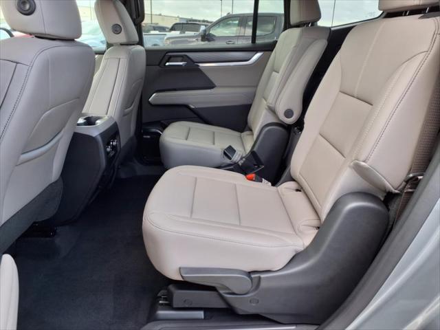 new 2025 GMC Acadia car, priced at $45,505