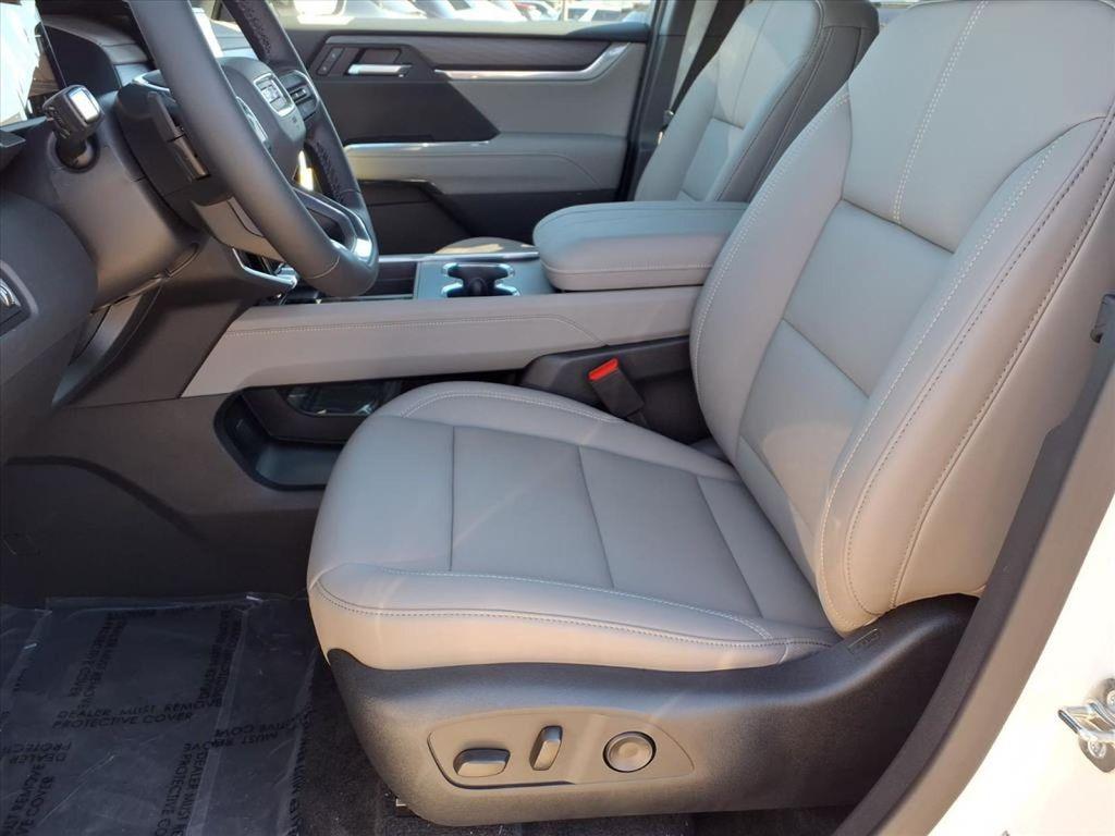 new 2026 GMC Acadia car, priced at $46,827