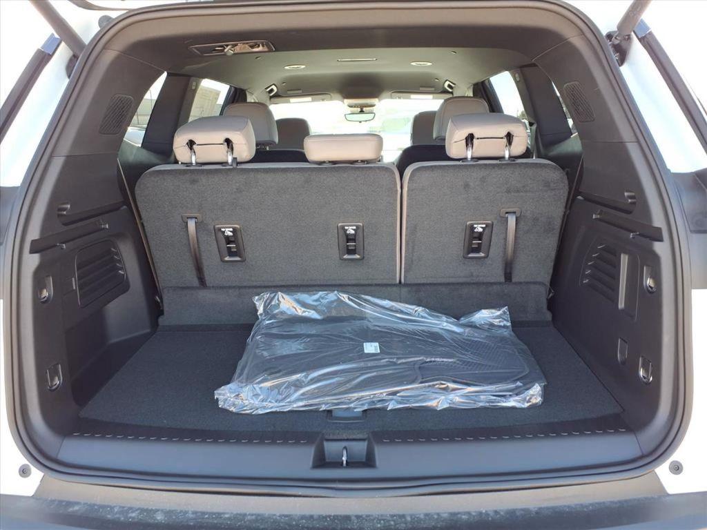 new 2026 GMC Acadia car, priced at $46,827