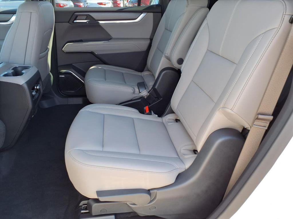 new 2026 GMC Acadia car, priced at $46,827