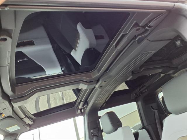 new 2025 GMC HUMMER EV Pickup car, priced at $101,070