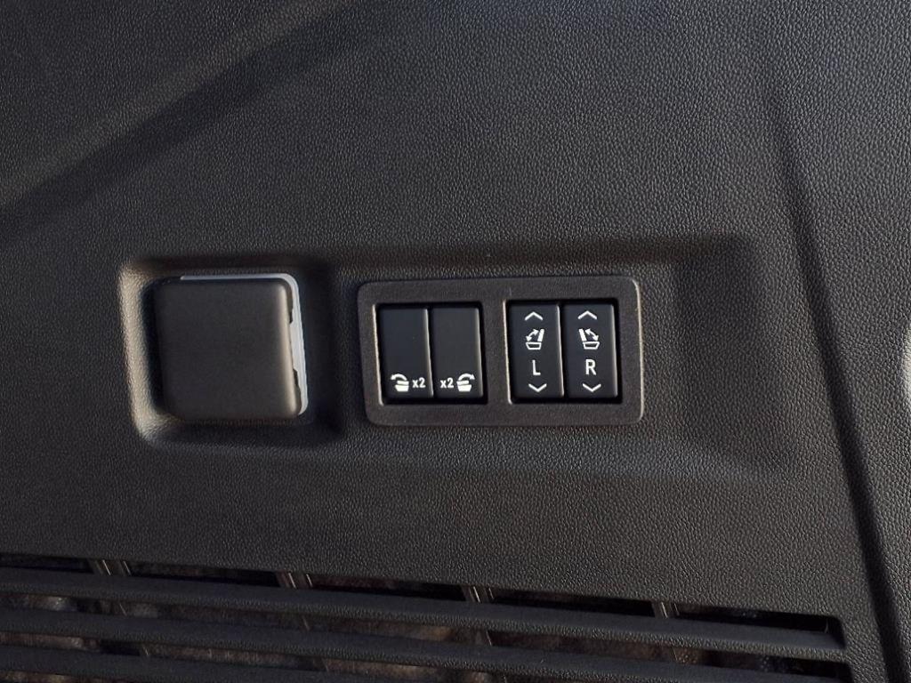 new 2025 GMC Yukon car, priced at $91,325