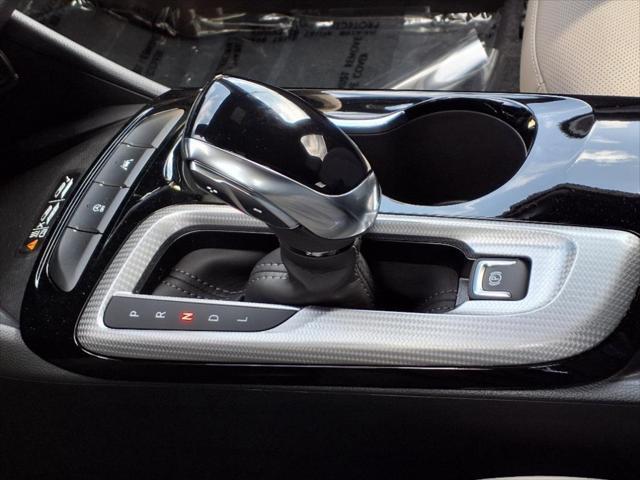 new 2025 Buick Envista car, priced at $30,190