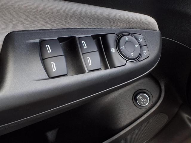 new 2025 Buick Envista car, priced at $30,190