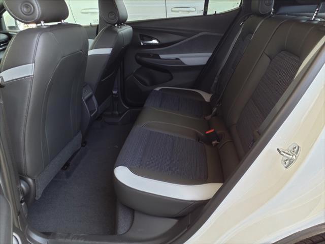 new 2025 Buick Envista car, priced at $24,435