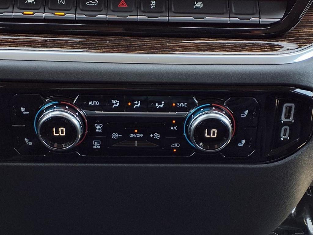 new 2025 GMC Sierra 1500 car, priced at $48,945