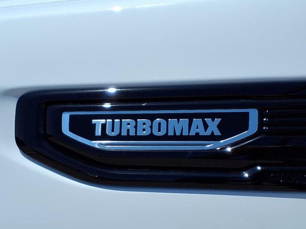 new 2025 GMC Sierra 1500 car, priced at $48,945