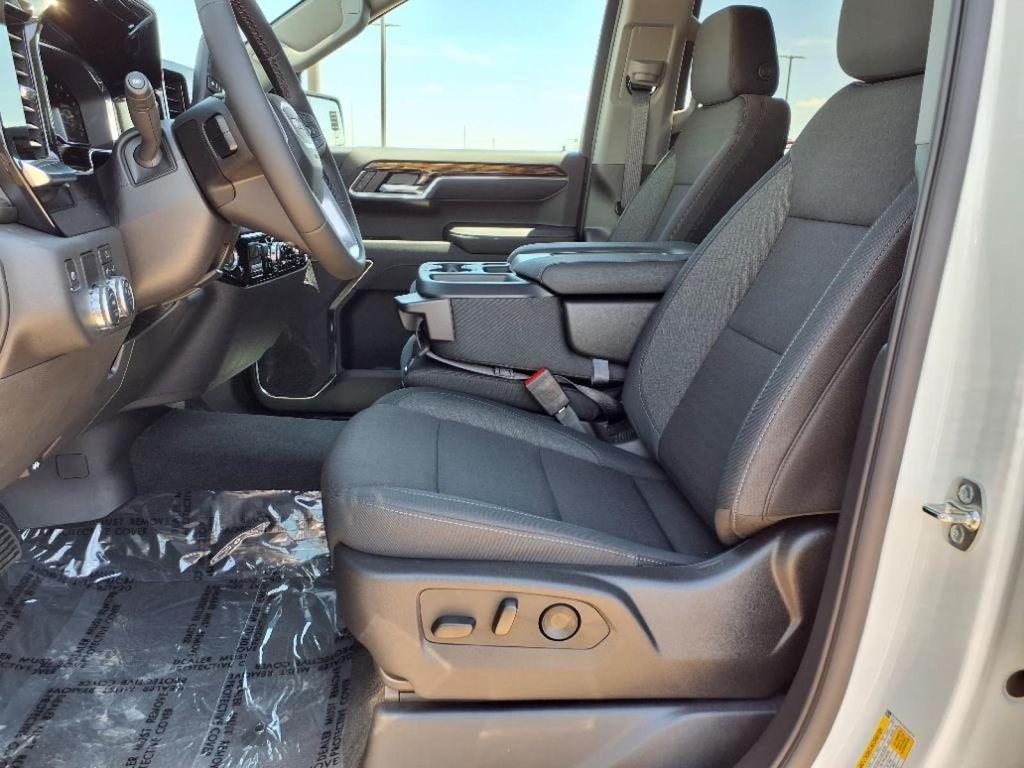 new 2025 GMC Sierra 1500 car, priced at $48,945