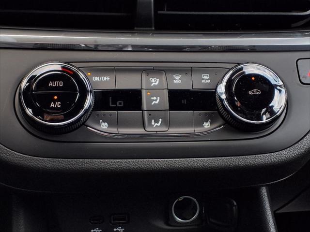 new 2025 Buick Envista car, priced at $26,780
