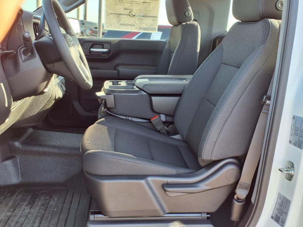 new 2025 GMC Sierra 1500 car, priced at $34,740