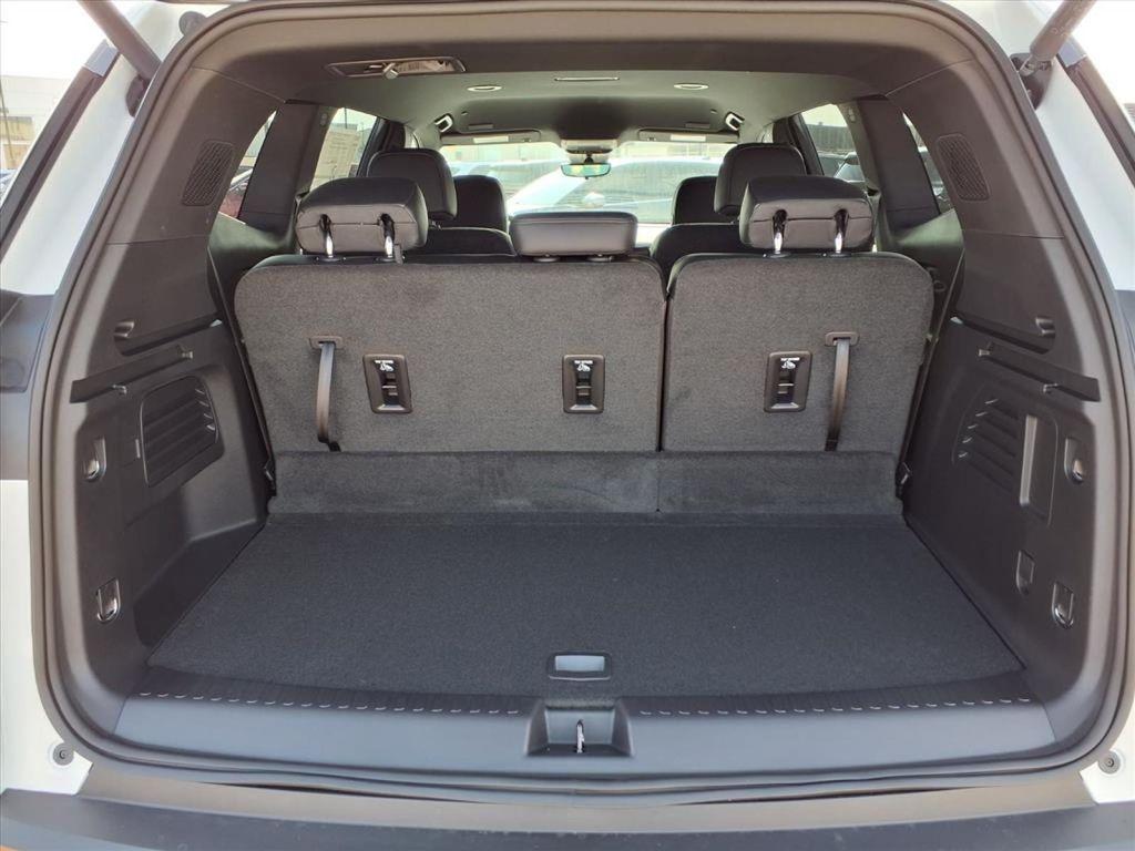 new 2026 GMC Acadia car, priced at $46,827