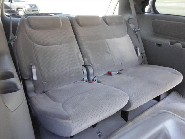 used 2007 Toyota Sienna car, priced at $5,499