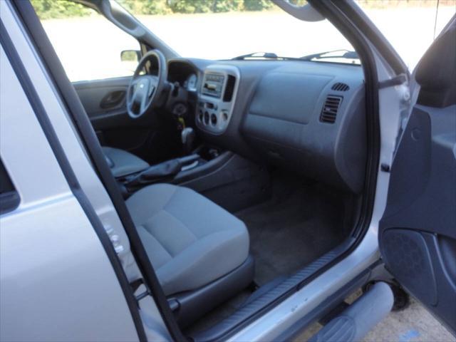 used 2006 Ford Escape car, priced at $5,499