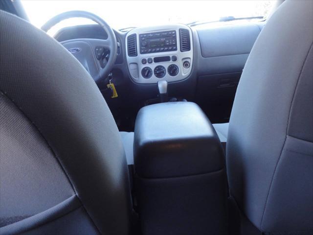 used 2006 Ford Escape car, priced at $5,499