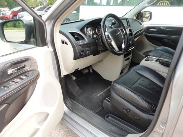 used 2014 Chrysler Town & Country car, priced at $8,499