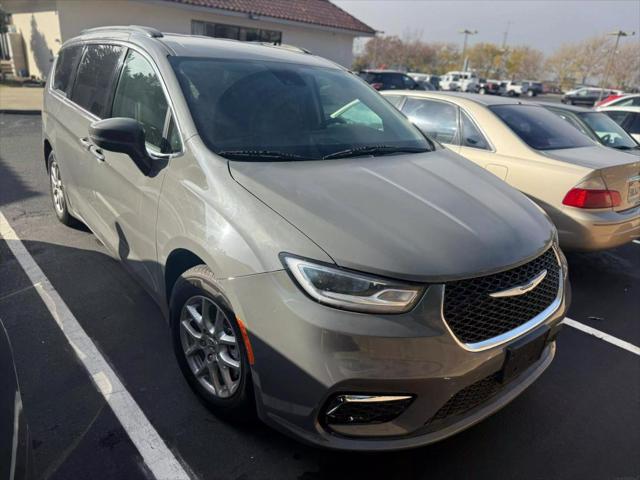 used 2022 Chrysler Pacifica car, priced at $22,999