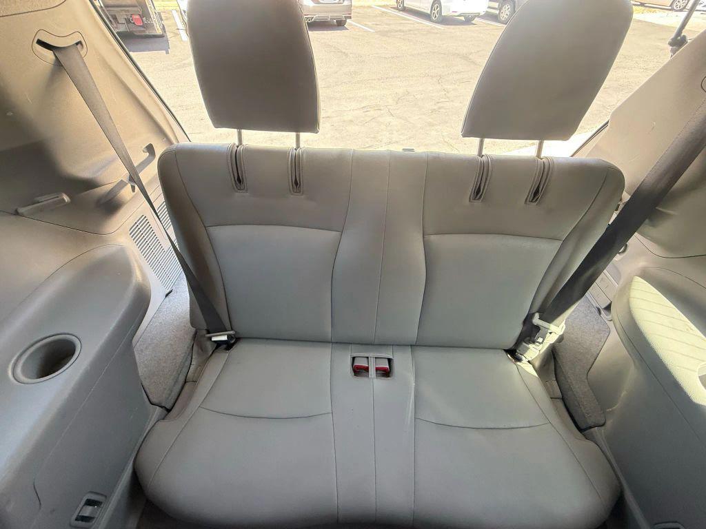 used 2009 Toyota Highlander car, priced at $8,999