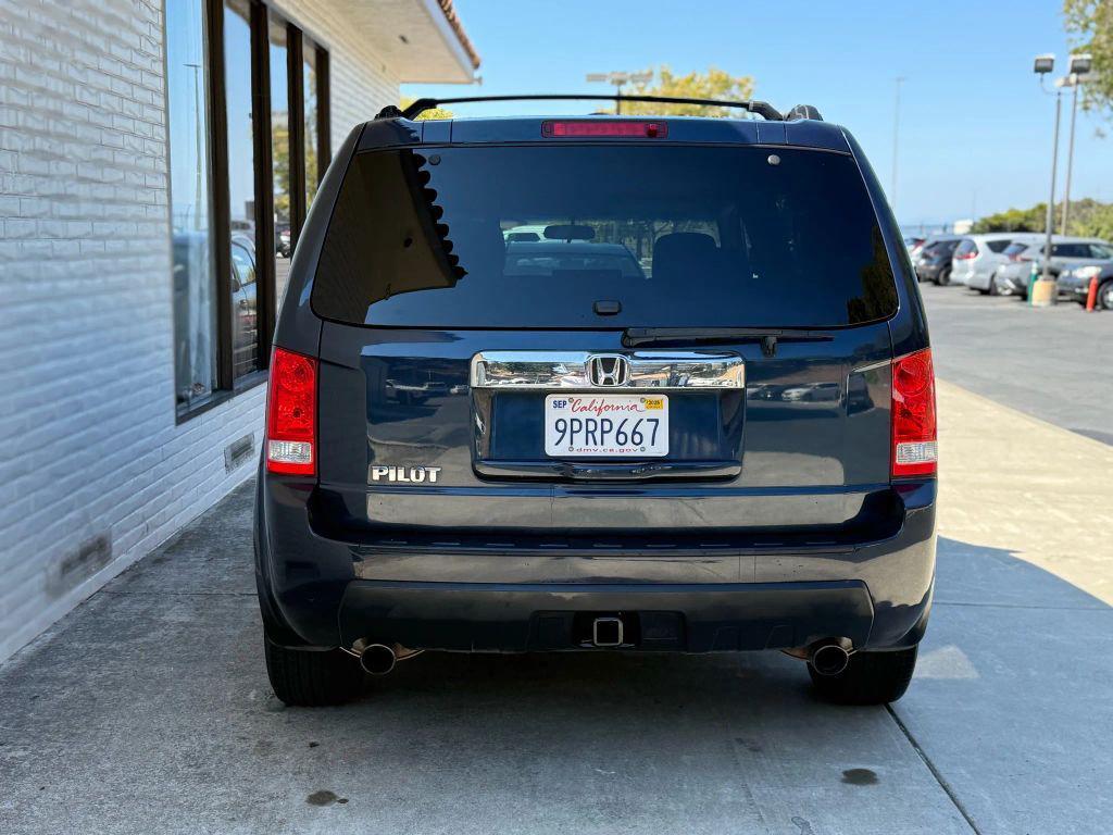 used 2010 Honda Pilot car, priced at $8,499