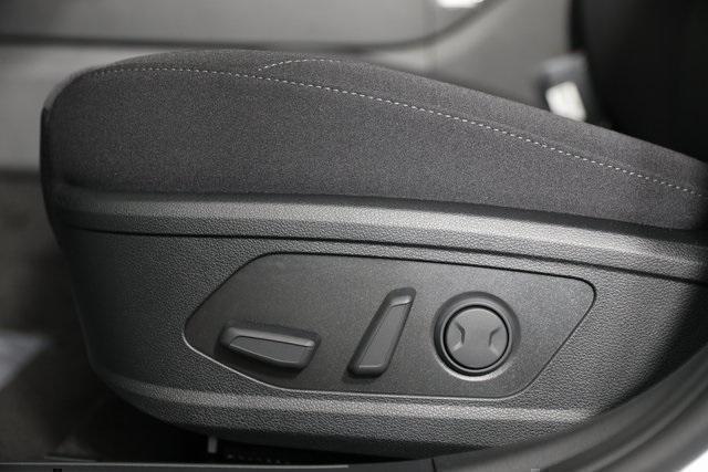 new 2025 Hyundai Sonata Hybrid car, priced at $33,141