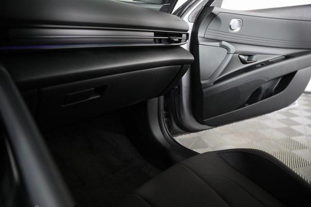 new 2025 Hyundai ELANTRA HEV car, priced at $28,734