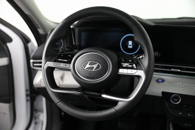 new 2025 Hyundai Elantra car, priced at $28,033