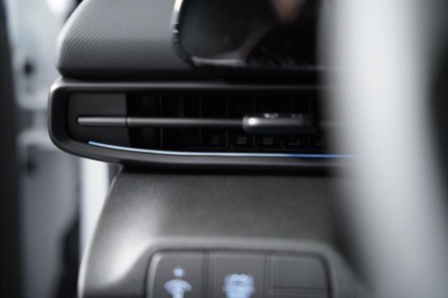 new 2025 Hyundai ELANTRA HEV car, priced at $29,228